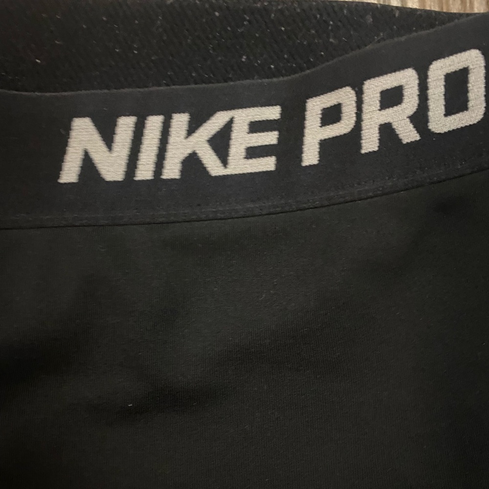 Nike Pro Black Athletic Shorts - Picture 3 of 6